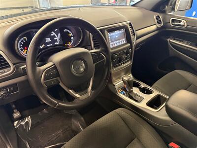 2019 Jeep Grand Cherokee Laredo   - Photo 27 - Grand Rapids, MI 49504