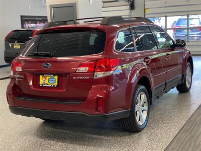 2013 Subaru Outback 2.5i Limited   - Photo 8 - Grand Rapids, MI 49504