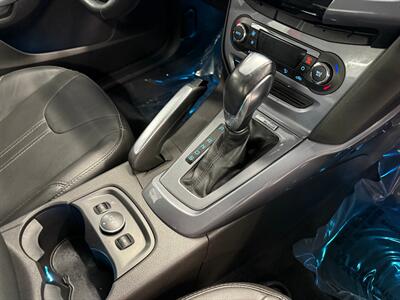 2014 Ford Focus Titanium   - Photo 13 - Grand Rapids, MI 49504