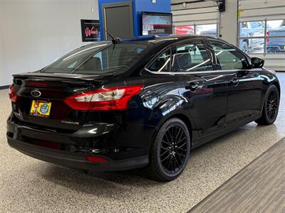 2014 Ford Focus Titanium   - Photo 7 - Grand Rapids, MI 49504