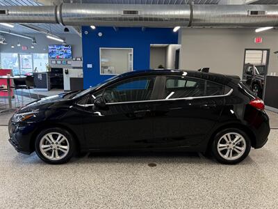 2017 Chevrolet Cruze LT Auto   - Photo 4 - Grand Rapids, MI 49504