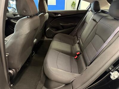 2017 Chevrolet Cruze LT Auto   - Photo 18 - Grand Rapids, MI 49504