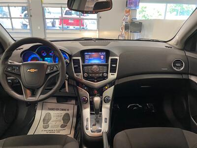 2015 Chevrolet Cruze 1LT Auto   - Photo 22 - Grand Rapids, MI 49504