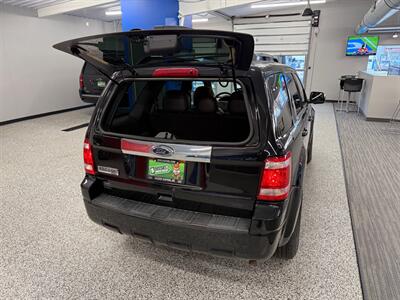 2011 Ford Escape Limited   - Photo 8 - Grand Rapids, MI 49504