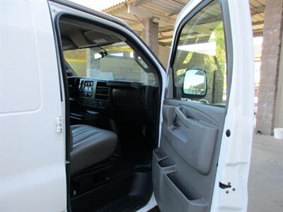 2020 Chevrolet Express 2500   - Photo 19 - Fresno, CA 93702