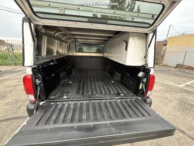 2019 Toyota Tacoma SR5   - Photo 8 - Fresno, CA 93702