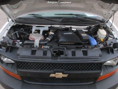 2016 Chevrolet Express 2500 - Photo 2 - Fresno, CA 93702