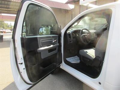 2017 RAM 2500 Tradesman  Utility - Photo 10 - Fresno, CA 93702