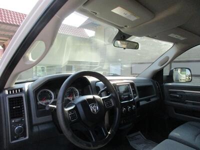 2017 RAM 2500 Tradesman  Utility - Photo 11 - Fresno, CA 93702