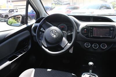 2015 Toyota Yaris 5-Door L   - Photo 11 - Vista, CA 92084