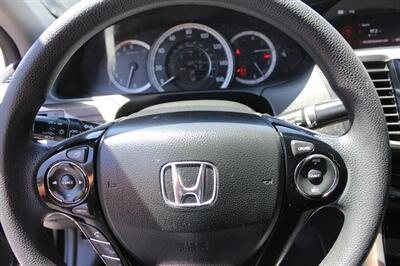 2016 Honda Accord EX   - Photo 13 - Vista, CA 92084