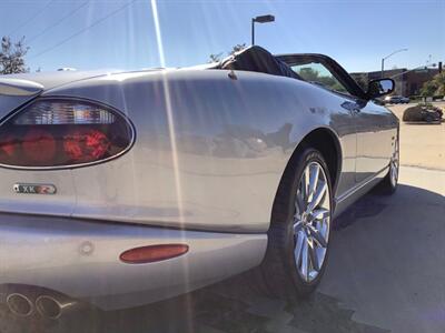 2006 Jaguar XKR   - Photo 15 - Escondido, CA 92029