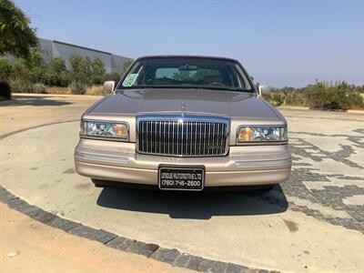 1997 Lincoln Town Car Executive   - Photo 3 - Escondido, CA 92029