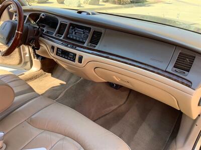 1997 Lincoln Town Car Executive   - Photo 28 - Escondido, CA 92029