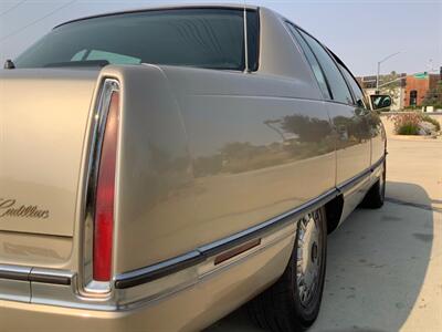 1996 Cadillac DeVille   - Photo 13 - Escondido, CA 92029