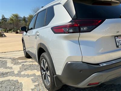2023 Nissan Rogue SV  premium pckg - Photo 14 - Escondido, CA 92029