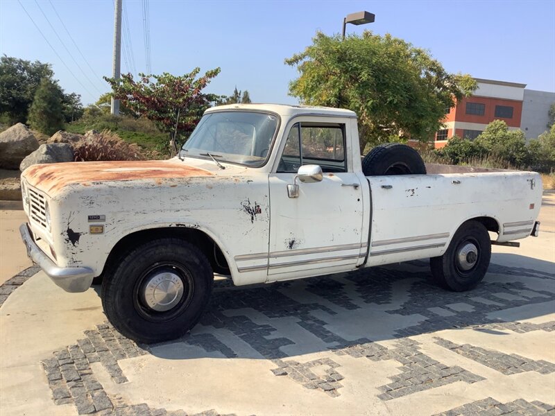 1972 International Harvester 1210   - Photo 1 - Escondido, CA 92029