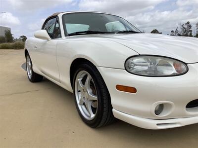 1999 Mazda MX-5 Miata   - Photo 9 - Escondido, CA 92029