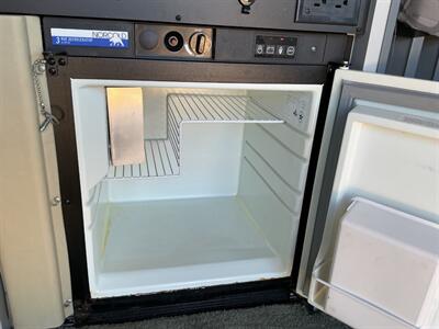 2002 Volkswagen EuroVan MV   - Photo 34 - Escondido, CA 92029