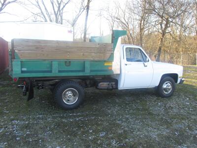 1984 CHEVROLET c30 DUMPTRUCK  