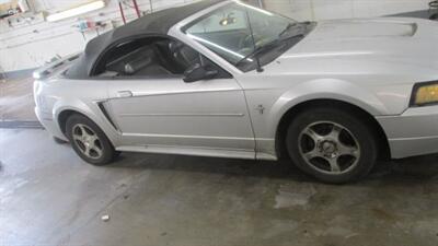 2003 Ford Mustang  