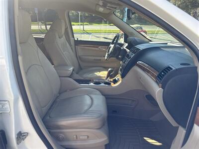 2009 Saturn Outlook XR   - Photo 26 - Pittsburg, CA 94565-2812