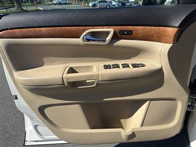 2009 Saturn Outlook XR   - Photo 11 - Pittsburg, CA 94565-2812