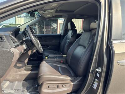 2018 Honda Odyssey EX-L w/Navi w/RES   - Photo 2 - Pittsburg, CA 94565-2812