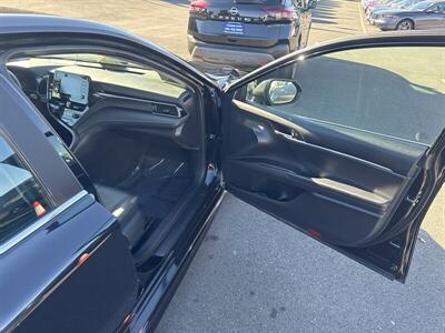 2024 Toyota Camry SE   - Photo 24 - Pittsburg, CA 94565-2812