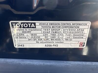 2024 Toyota Camry SE   - Photo 30 - Pittsburg, CA 94565-2812