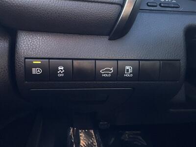 2024 Toyota Camry SE   - Photo 11 - Pittsburg, CA 94565-2812