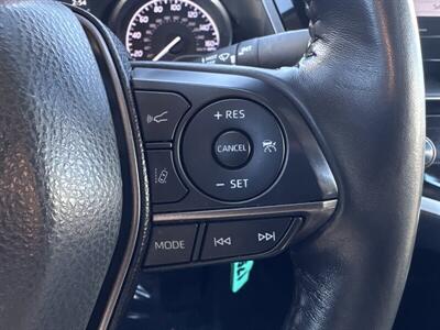2024 Toyota Camry SE   - Photo 13 - Pittsburg, CA 94565-2812