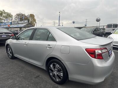 2012 Toyota Camry LE   - Photo 12 - Pittsburg, CA 94565-2812