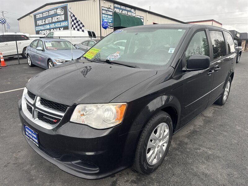 2017 Dodge Grand Caravan SE  