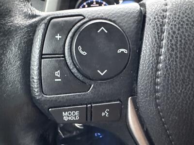 2017 Toyota RAV4 Platinum   - Photo 5 - Pittsburg, CA 94565-2812