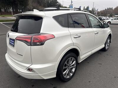 2017 Toyota RAV4 Platinum   - Photo 26 - Pittsburg, CA 94565-2812