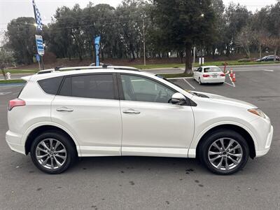 2017 Toyota RAV4 Platinum   - Photo 27 - Pittsburg, CA 94565-2812
