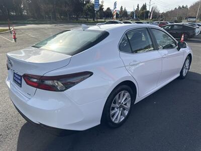 2024 Toyota Camry LE   - Photo 21 - Pittsburg, CA 94565-2812