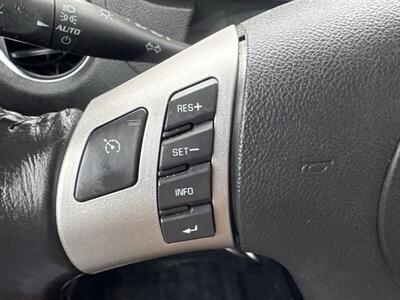 2011 Chevrolet HHR LT   - Photo 5 - Pittsburg, CA 94565-2812