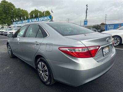 2015 Toyota Camry LE   - Photo 22 - Pittsburg, CA 94565-2812