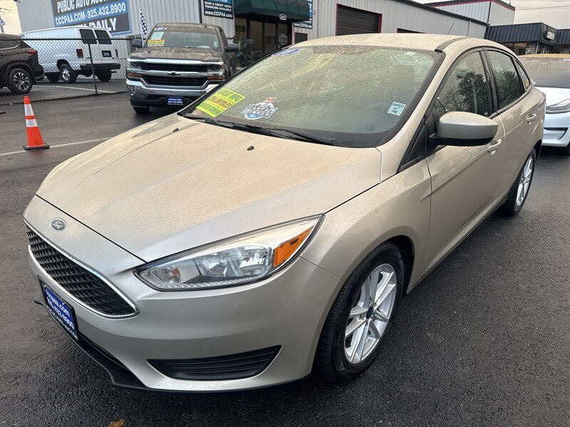 2018 Ford Focus SE  