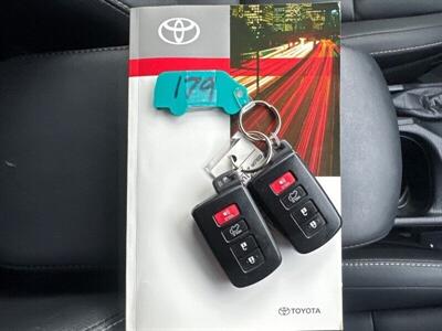 2017 Toyota RAV4 Limited   - Photo 38 - Pittsburg, CA 94565-2812