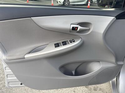 2012 Toyota Corolla LE   - Photo 8 - Pittsburg, CA 94565-2812