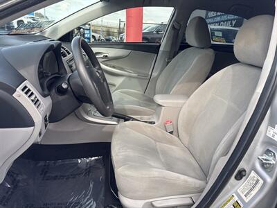 2012 Toyota Corolla LE   - Photo 2 - Pittsburg, CA 94565-2812