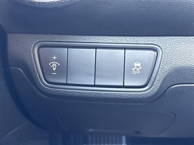 2024 Kia Forte LXS - Photo 8 - Pittsburg, CA 94565-2812