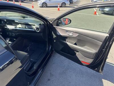 2024 Kia Forte LXS - Photo 19 - Pittsburg, CA 94565-2812
