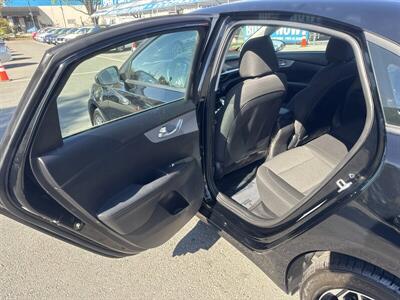 2024 Kia Forte LXS - Photo 13 - Pittsburg, CA 94565-2812