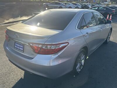 2016 Toyota Camry SE   - Photo 20 - Pittsburg, CA 94565-2812