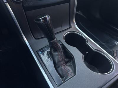 2016 Toyota Camry SE   - Photo 9 - Pittsburg, CA 94565-2812