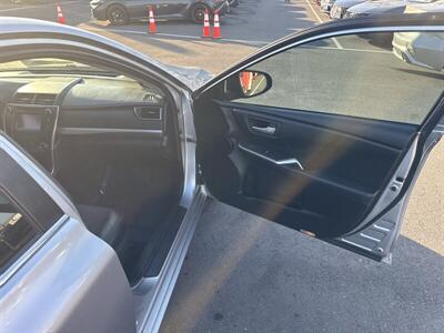 2016 Toyota Camry SE   - Photo 24 - Pittsburg, CA 94565-2812